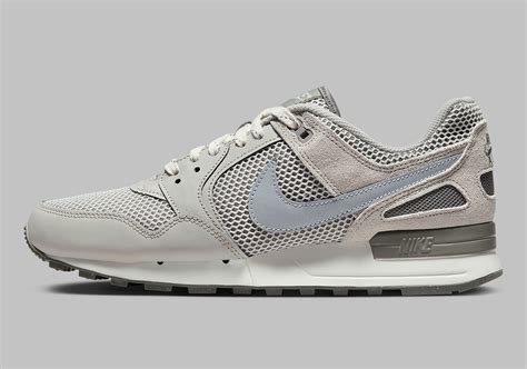 nike air pegasus 89 zwart|underfoot nike air pegasus.